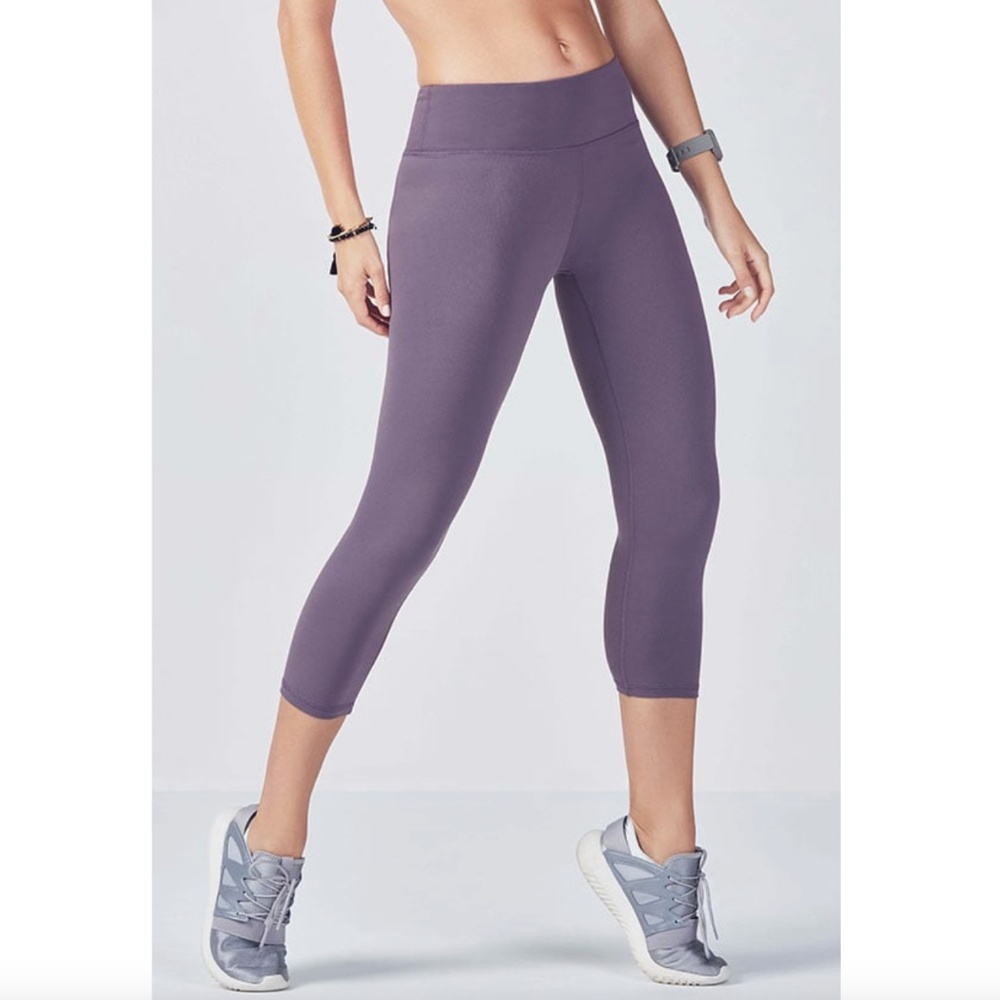 Fabletics Define PowerHold® Mid-Rise Legging Size Large